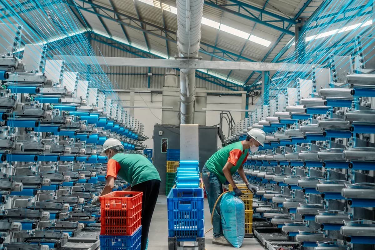Detail kerja tim Magna dalam proses produksi
